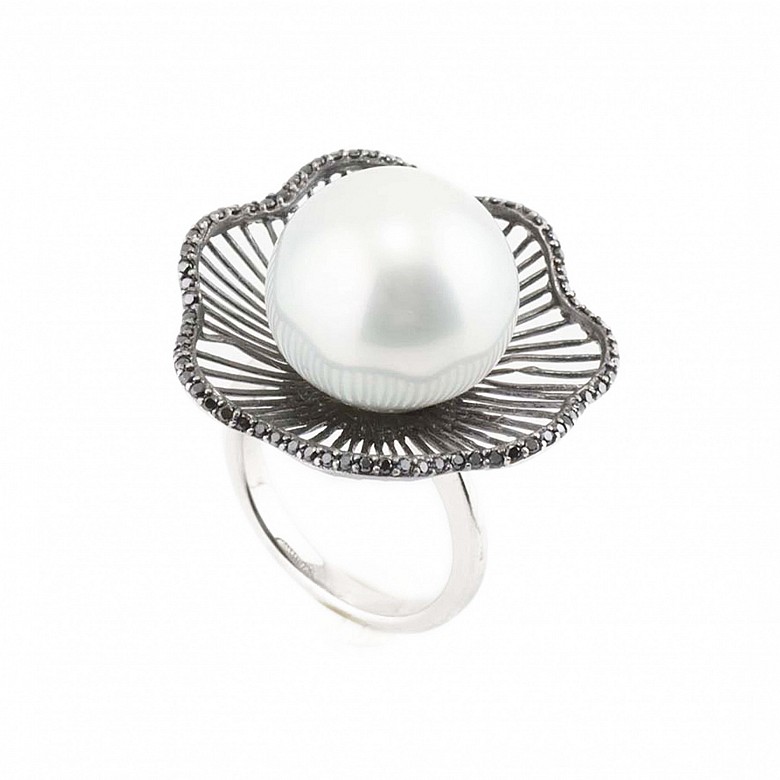 Australian pearl ring and black diamonds.