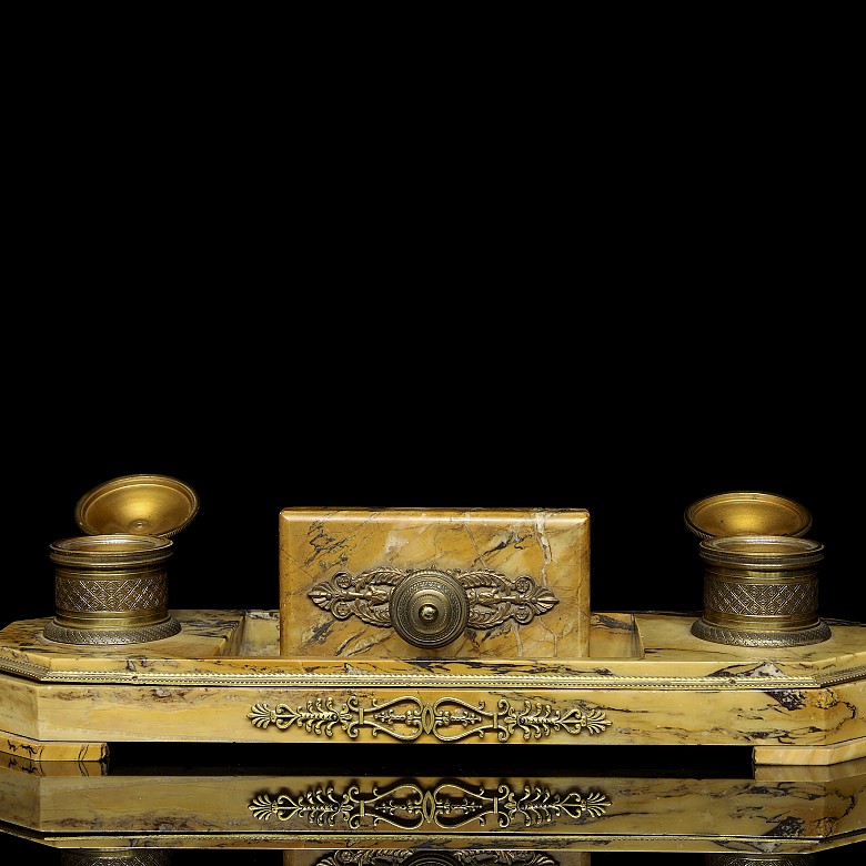 Double inkwell in yellow marble, Empire style, 19th century