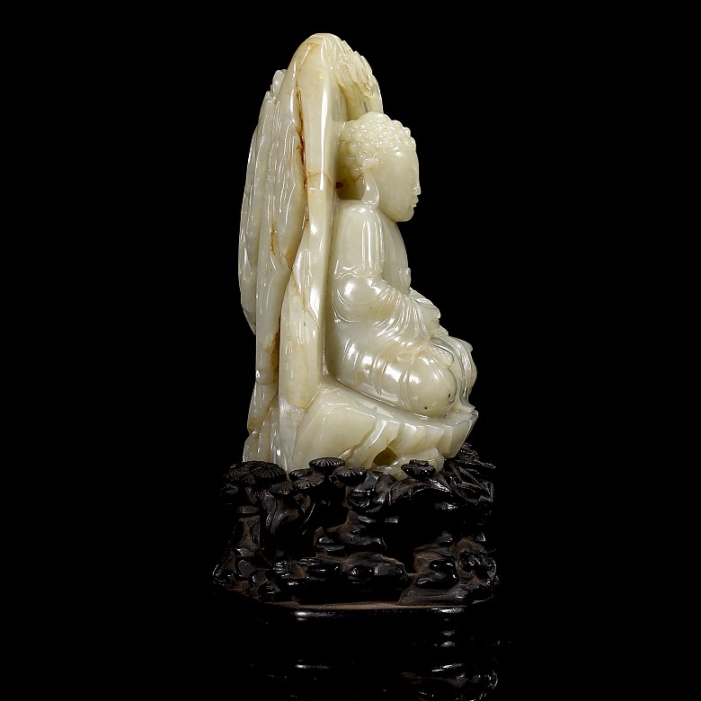 Carved jade figurine “Buddha in the grotto”, Qing dynasty