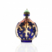 Chinese peking glass snuff bottle, Qing dynasty (1644-1912)