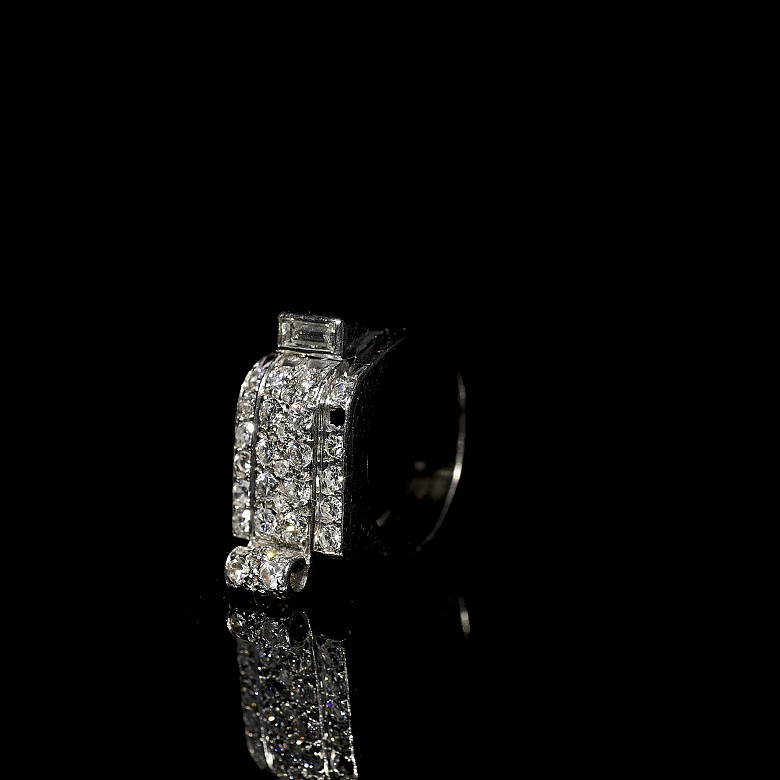 White gold ring with diamonds