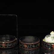 Wooden and porcelain box, Qing dynasty