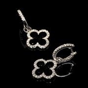 Pendientes en oro blanco de 18 k y diamantes