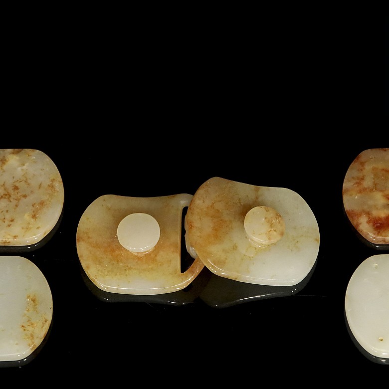 White jade belt plaques, Han Dynasty (206 b.C - 220 a.C)