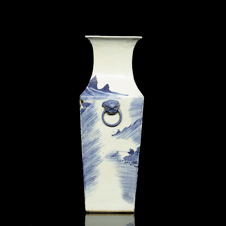 Quadrangular ‘Scene’ vase, Qing dynasty