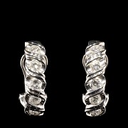 Pendientes en oro blanco de 18 k y diamantes 1.0cts