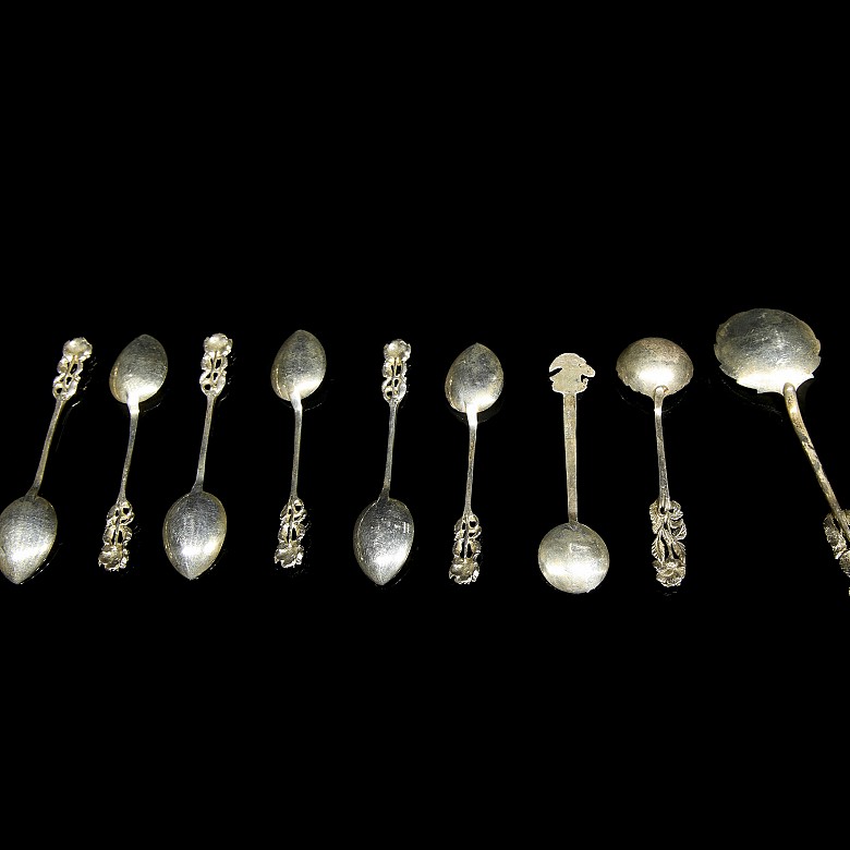 Set of silver teaspoons, 20th century