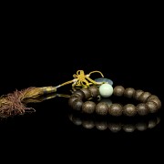 Wooden bead bracelet with jade and tourmaline, Qing dynasty