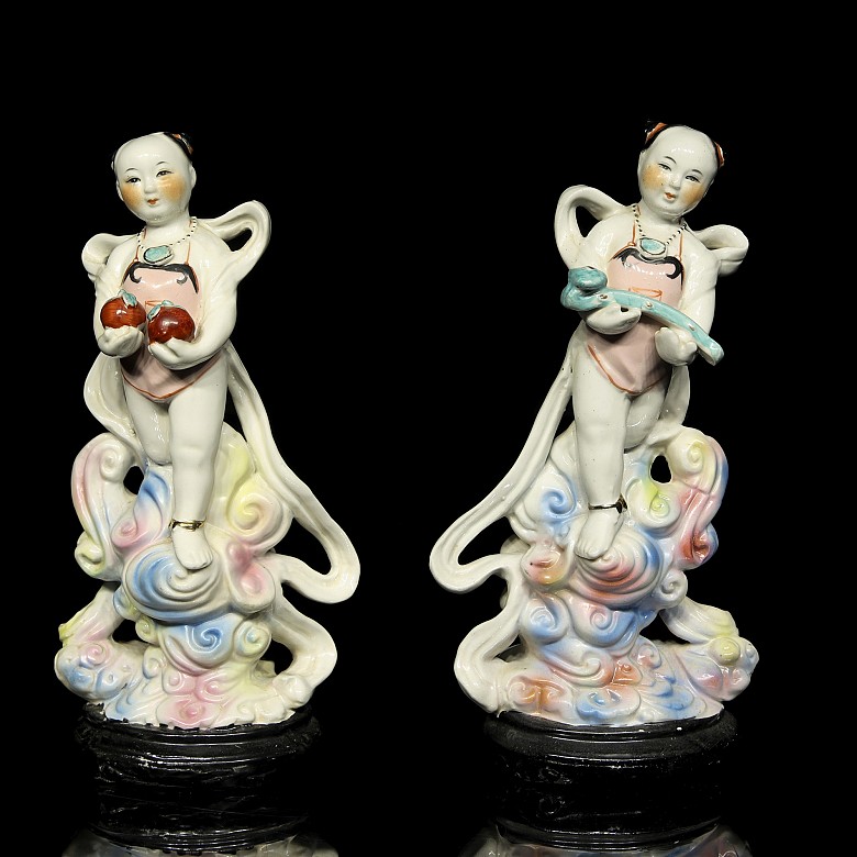 Pareja de niños de porcelana, s.XX