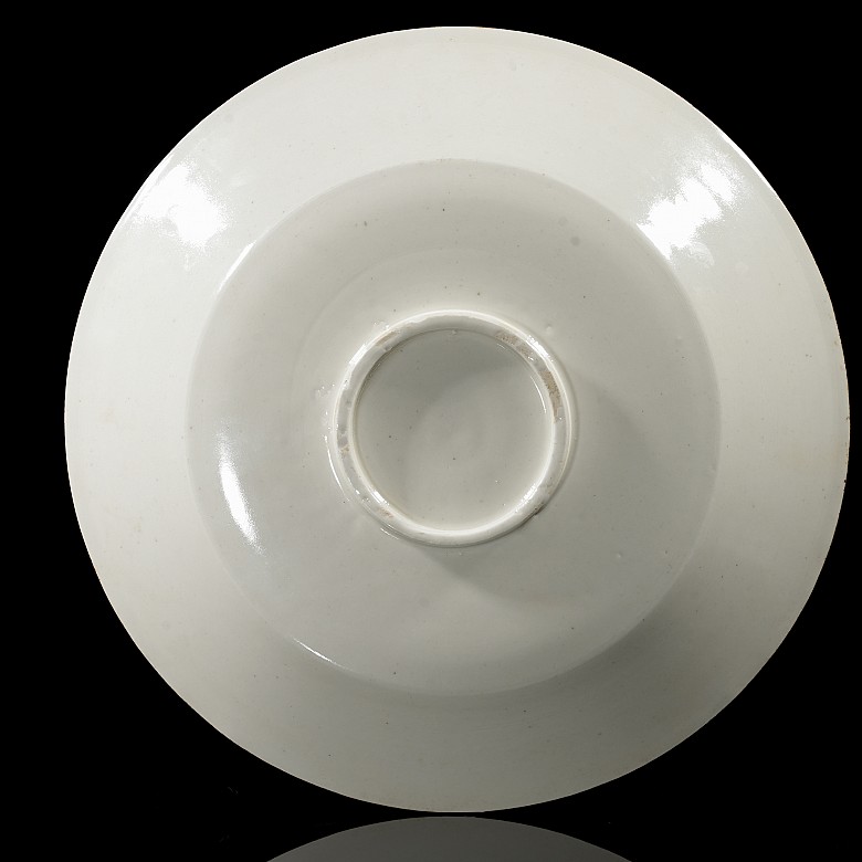 Dingyao ‘Lotus’ glazed porcelain dish, Song dynasty