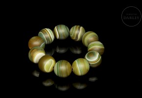 Agate bead bracelet, Qing dynasty