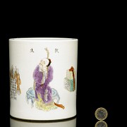 Enameled brush pot, with Daoguang mark