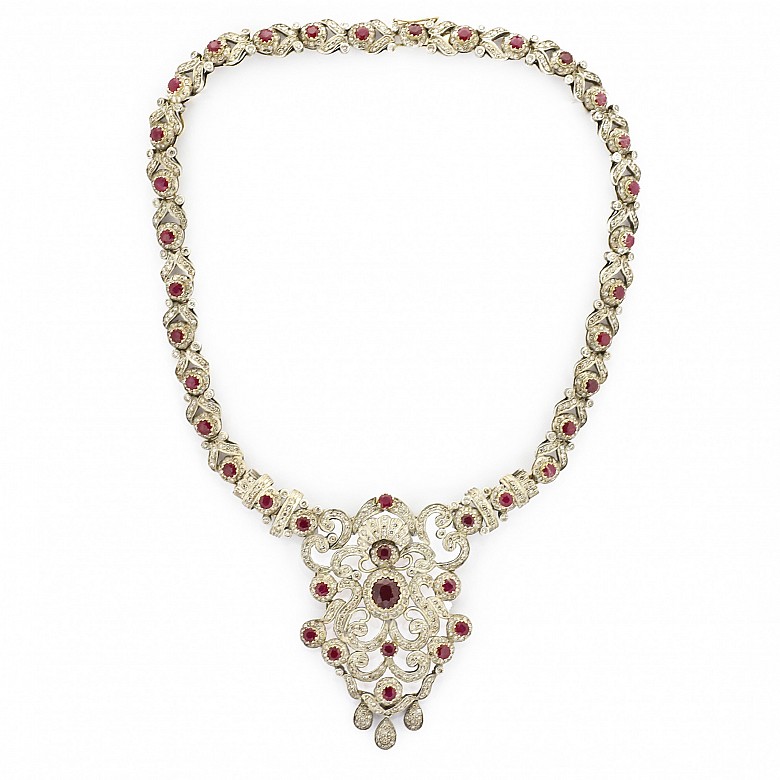 Elizabethan necklace with antique cut diamonds and rubies