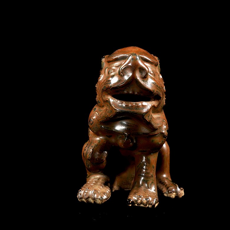 Glazed ceramic figurine ‘Lion Foo’, Jin Style