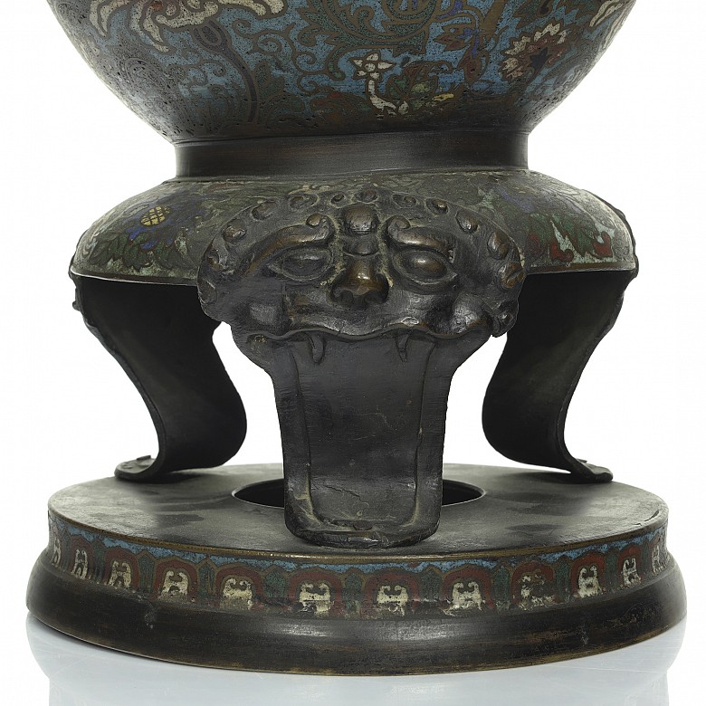 Enamelled bronze cloisonné vase, 20th century