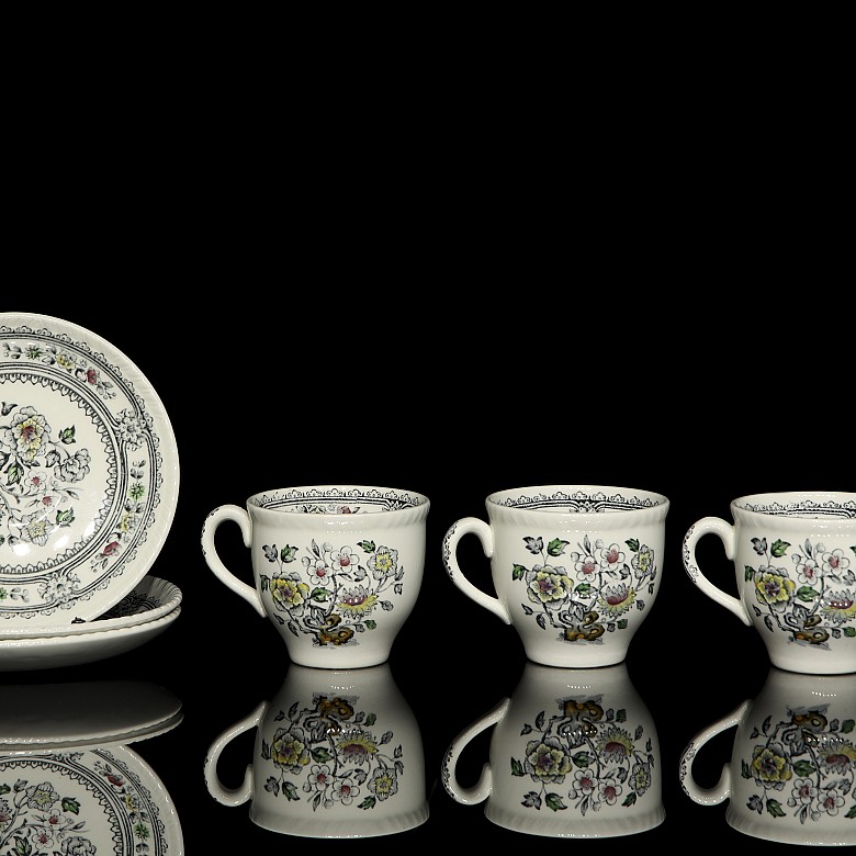 English ‘Dorset’ porcelain coffee set, Wood & Sons, 20th century - 1