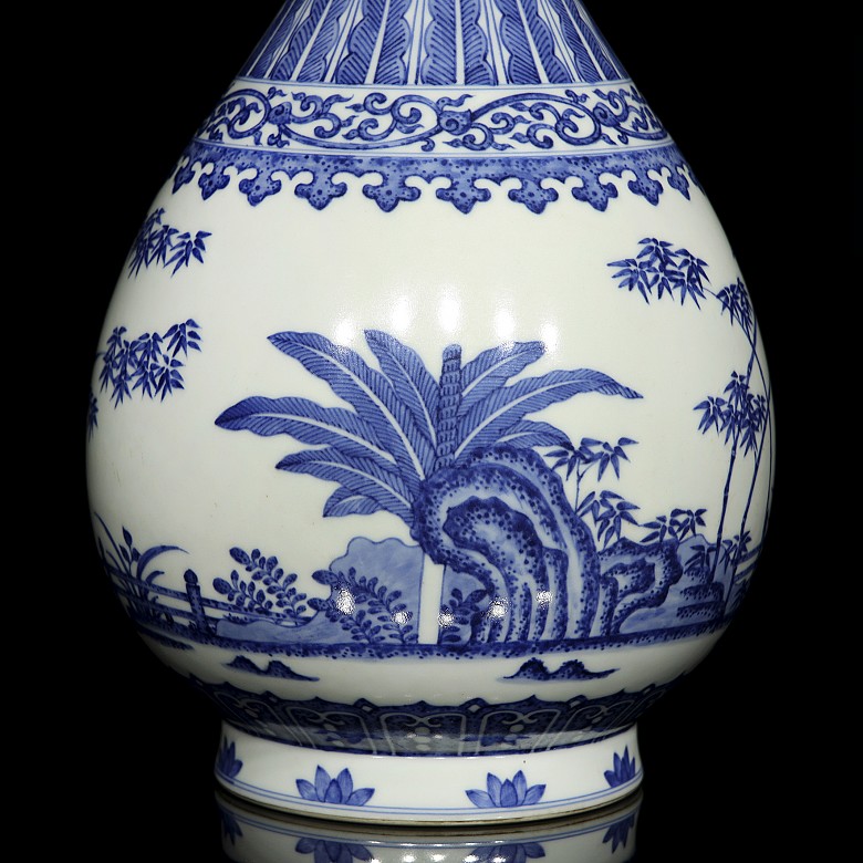 Jarrón de porcelana, azul y blanco, dinastía Qing, Tongzhi (1862 - 1874)