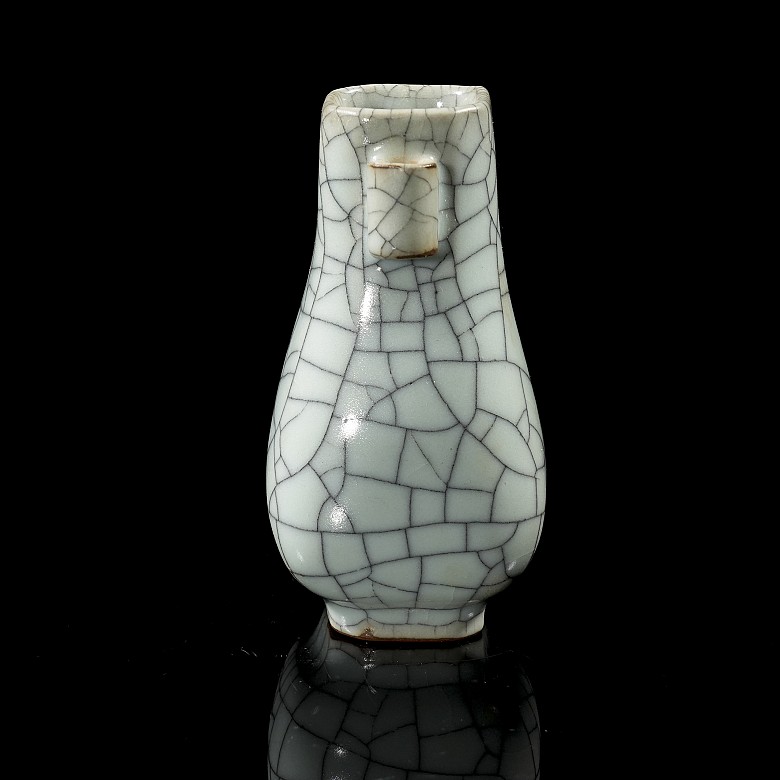 Small ‘Hu’ celadon-glazed vase, Qing dynasty