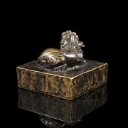 Bronze seal ‘Mythical Beast’, Qing dynasty