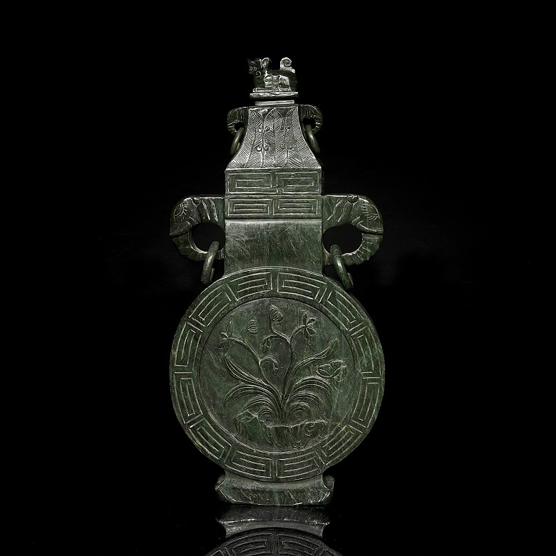 Carved jade vase ‘Lotuses’, 20th century