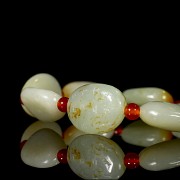 Eight jade bead bracelet, 20th century