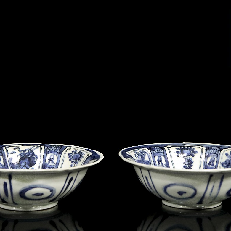 Pair of plates, blue and white, with landscapes, 20th century