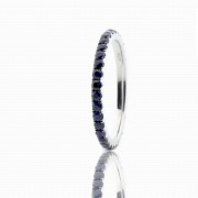 18k white gold and sapphires full wedding ring