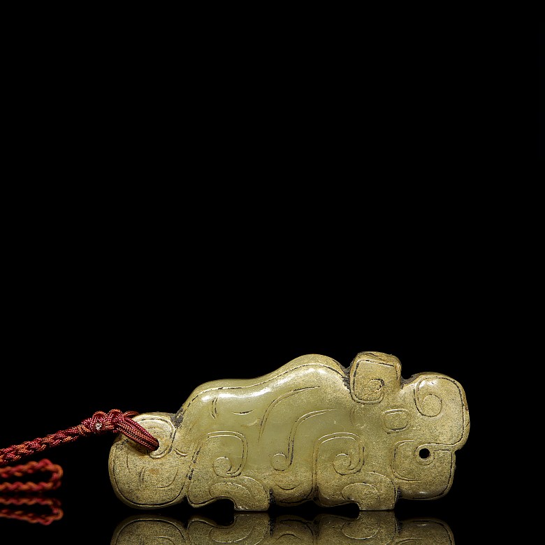 Carved jade ‘Tiger’ pendant, Western Zhou dynasty