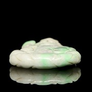 Jadeite pendant ‘Enthroned Guanyin’, Qing dynasty - 2