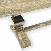 Gran mesa rectangular de roble con pies de acero