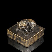 Bronze seal ‘Mythical Beast’, Qing dynasty