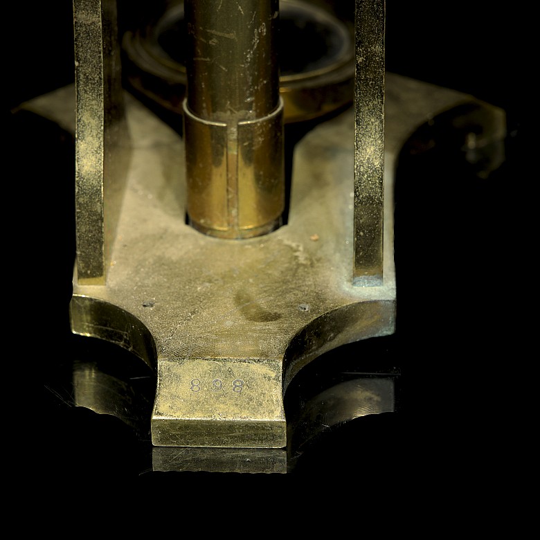 Antique monocular microscope, 19th century