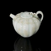 Porcelain teapot with celadon glaze, Song style