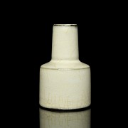 Glazed ceramic vase, Song style