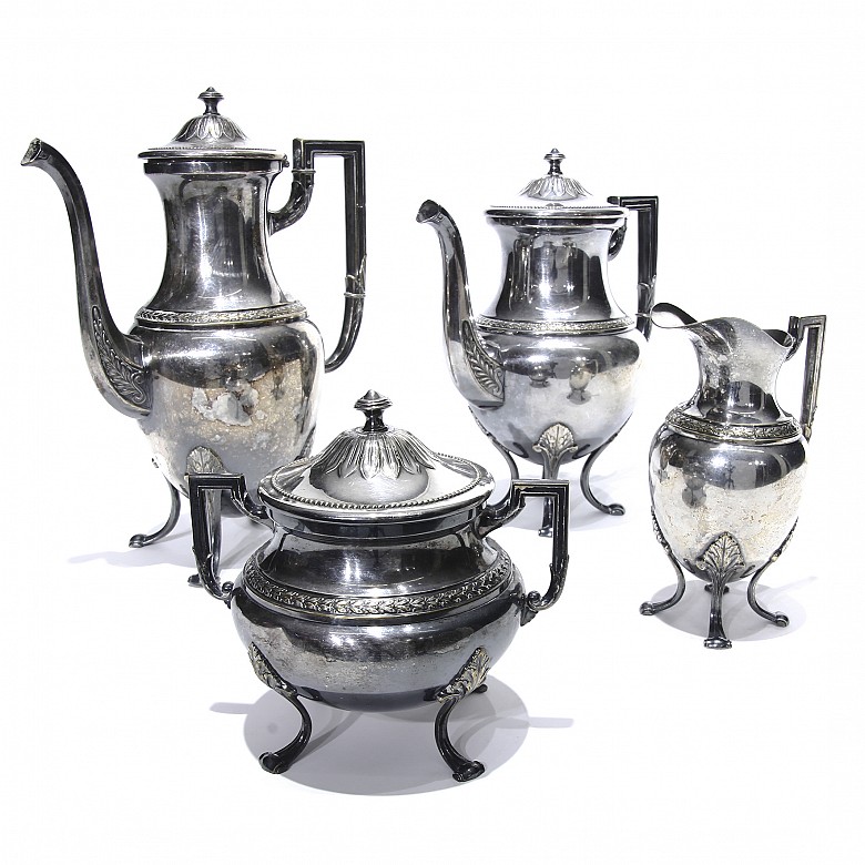 Silver-plated metal tea set. Germany.