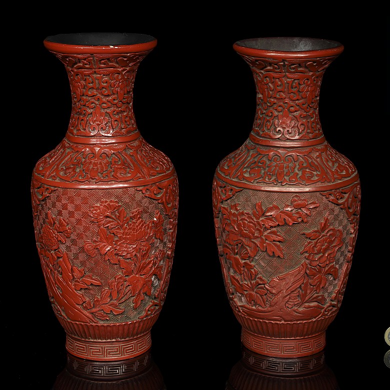 Pair of red lacquer vases, 20th century