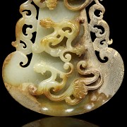 Carved jade plaque “Dragons and phoenix”, Western Han dynasty