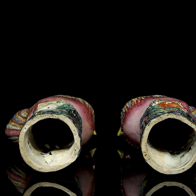 Pair of polychrome porcelain cockerels, 19th century