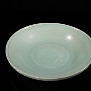 Longquan celadon-glazed earthenware dish, Ming dynasty