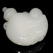 White jade snuff bottle, Qing dynasty, 19th Century