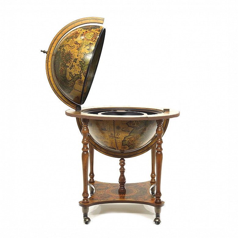 Bar cabinet ‘Globe of the Earth’, 20th century