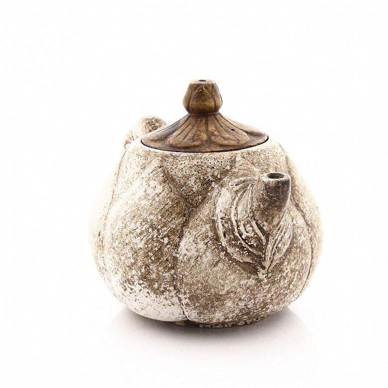 Chinese clay teapot, Yixing.