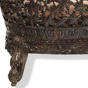 Anglo-Indian carved wooden sofa, 20th century