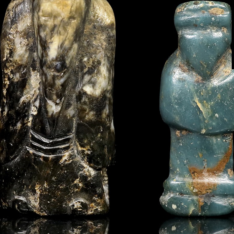 Two figurative pendants, Han style