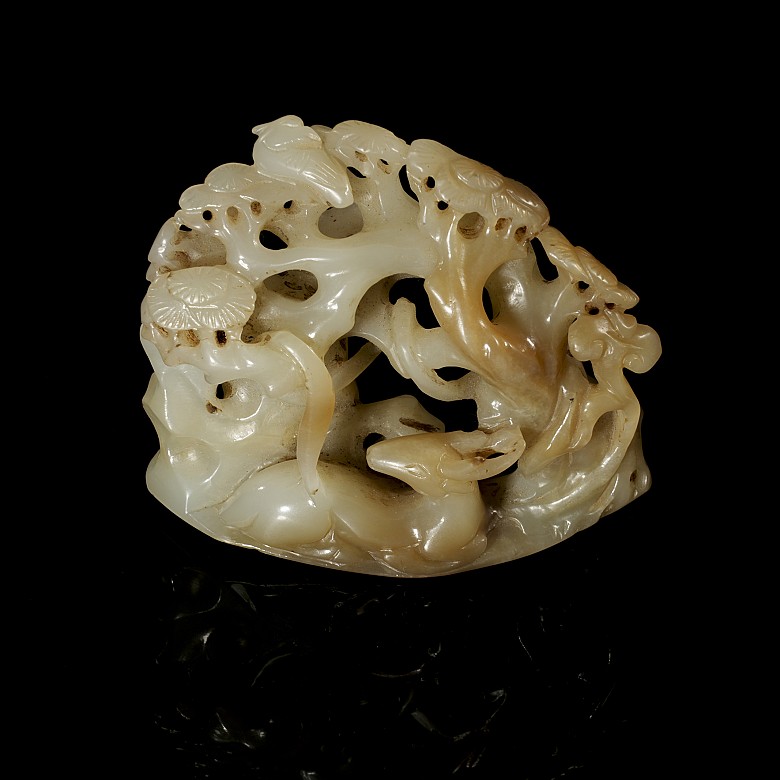 Carved jade figurine ‘Resting Deer’, Qing dynasty