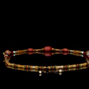 Agate and liuli necklace, Qing dynasty