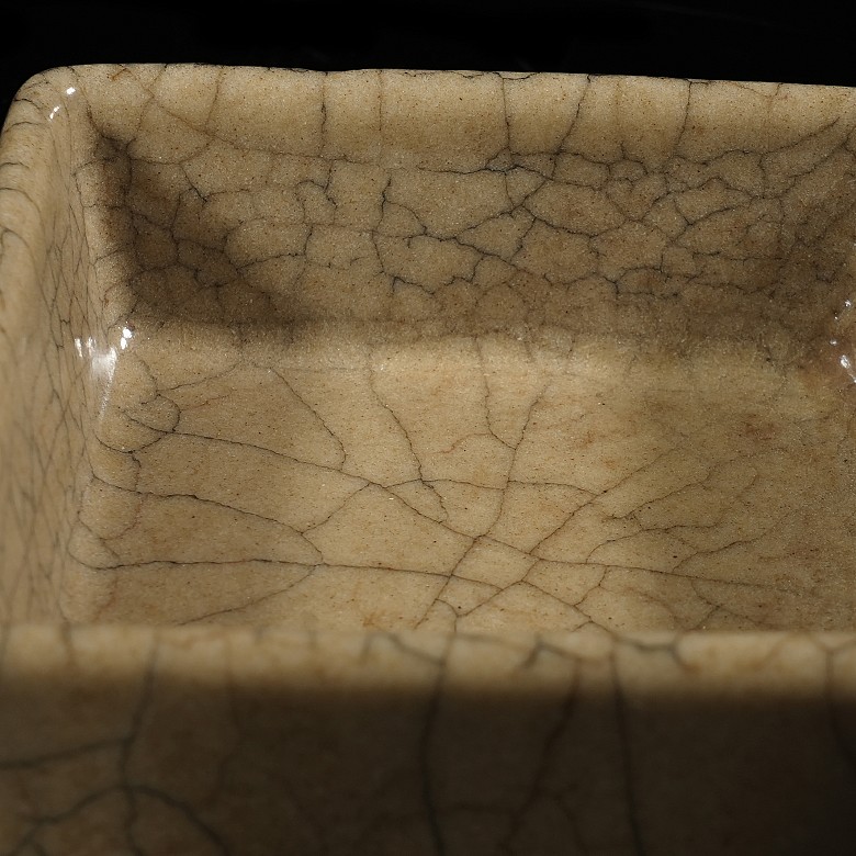 Glazed ceramic quadrangular vessel, Song dynasty