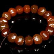 Carved agate bead bracelet, Liao-Jin culture