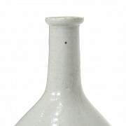 Glazed ceramic vase, Qing Dynasty.