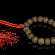 Carved wooden bead bracelet 